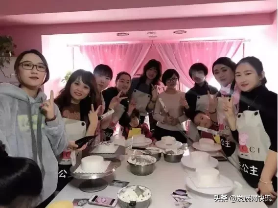 成都环境集团|最美应是三月天：春花灿烂是你，阳光耀眼如你