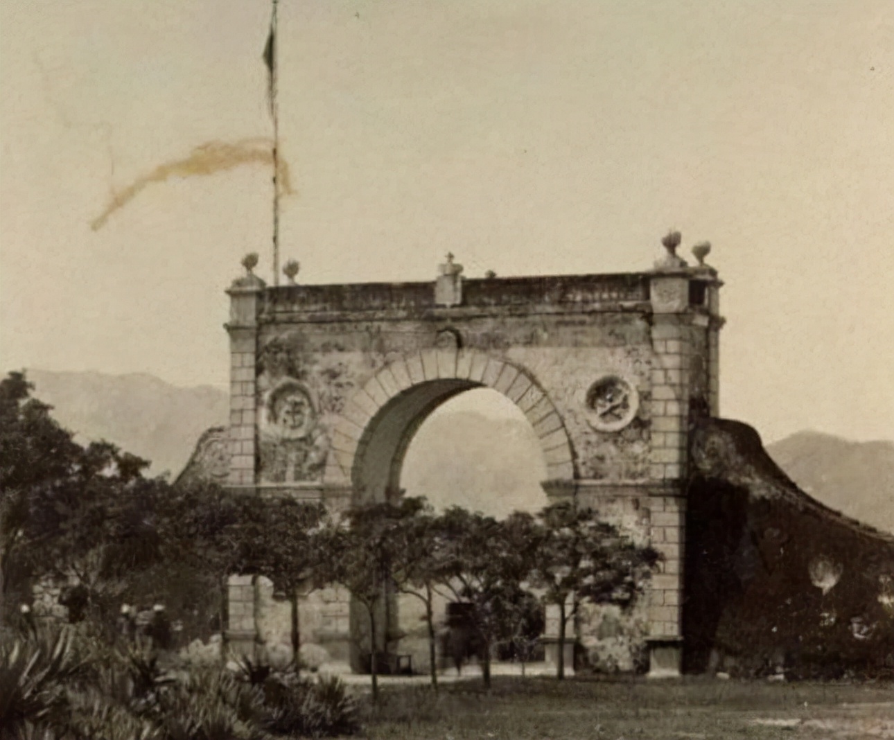1952年，中葡边境冲突，中国关闸政策定乾坤，葡萄牙赔款4.4亿