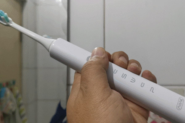 NANK南卡Shiny电动牙刷：爱牙洁牙我们来真的