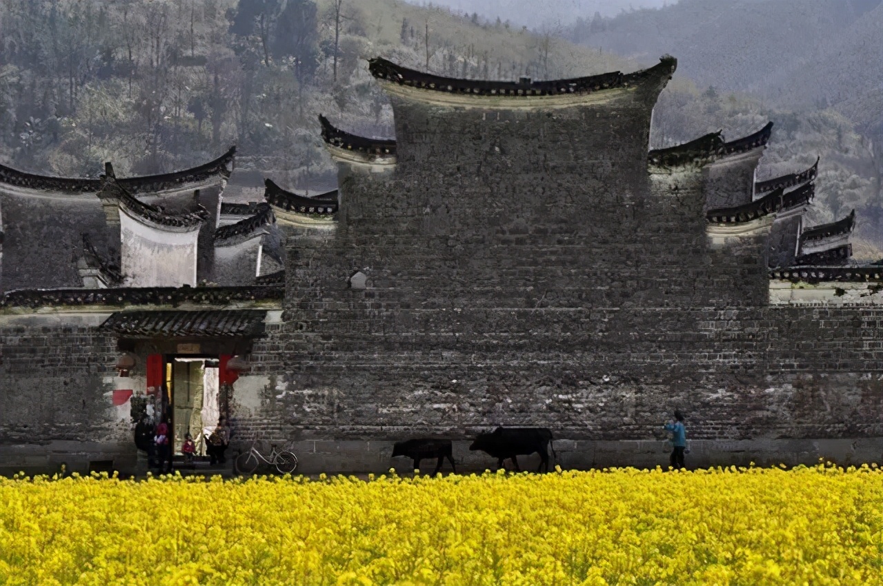 古建筑上的中国，气势磅礴、祥和宁静、诗意无穷