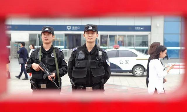 郑州铁路警察学院2017招生简章（铁路公安工作及待遇到底怎么样）