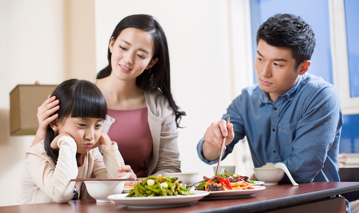 小儿厌食是什么原因造成的 小孩厌食怎么解决