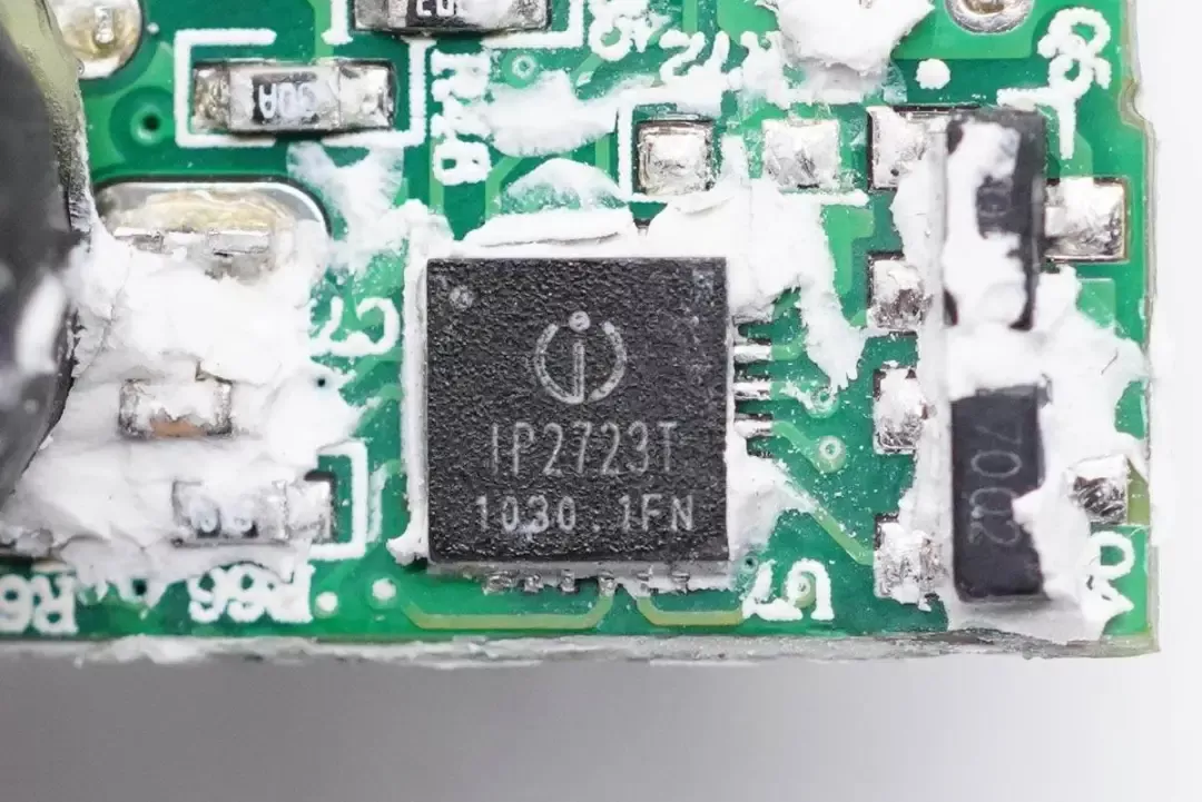 支持iPhone 13快充的USB PD协议芯片有哪些？-充电头网