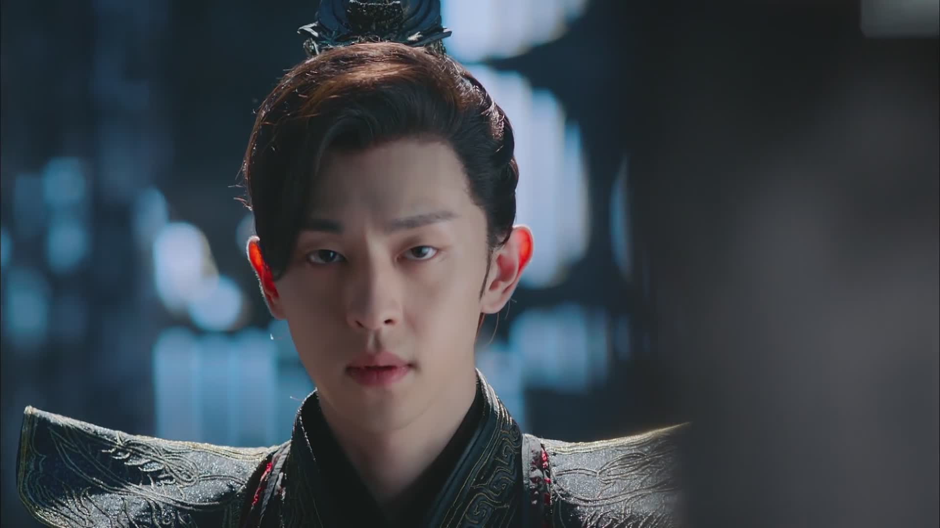 旭凤魔尊大装:魔尊正装,黑色深v,黑色透视装,黑色乌鸦毛斗篷