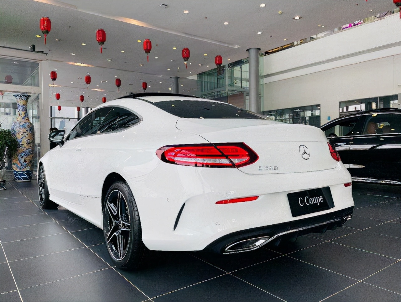 操控感受优秀的豪华品牌双门轿跑车 宝马4系、奔驰C级Coupe