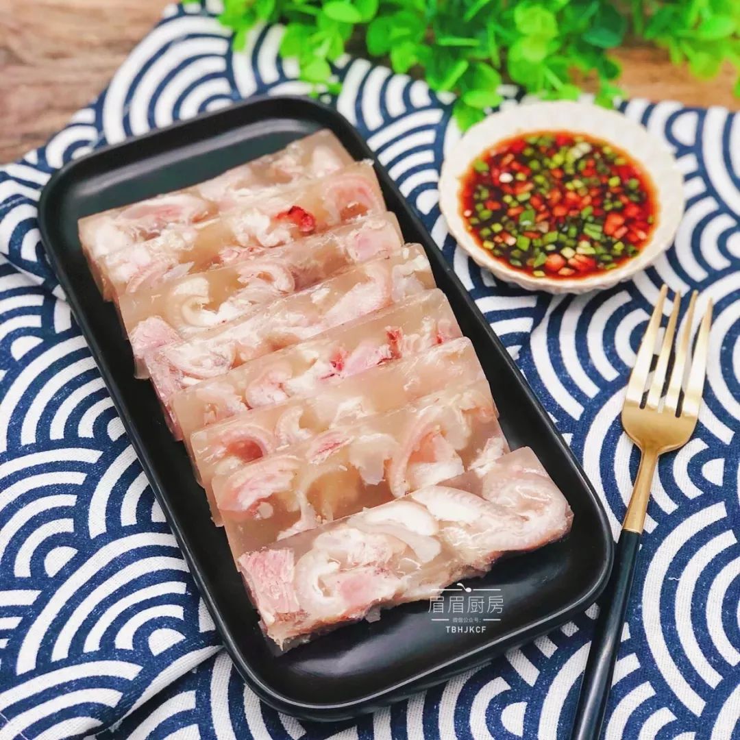 猪蹄好吃毛难去？肉铺老板告诉我4个去毛小妙招，轻松处理又干净