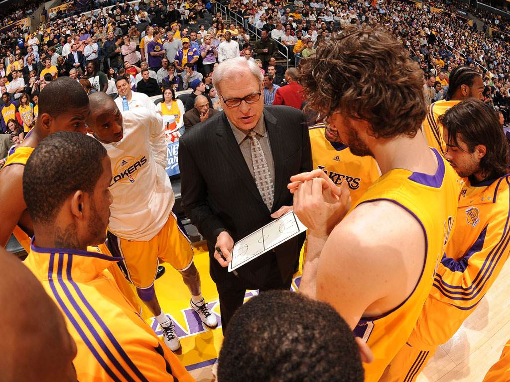 为什么nba还是湖人天下（NBA一共30支球队，为什么巨星都偏爱湖人？）