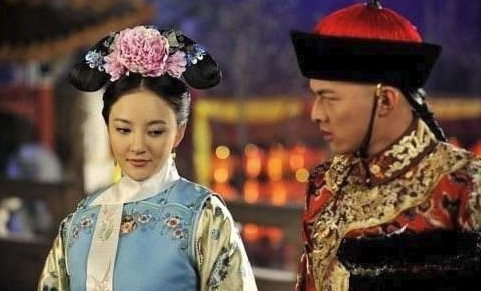 隐婚3年流产2次，遭丈夫家暴出轨，今患抑郁疑服药自杀昏迷20分钟