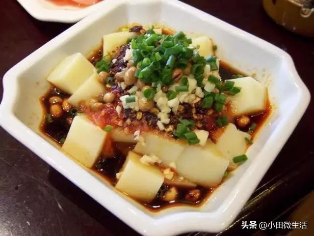 贵州米豆腐的做法和配方（特色小吃米豆腐夏天消暑美食）