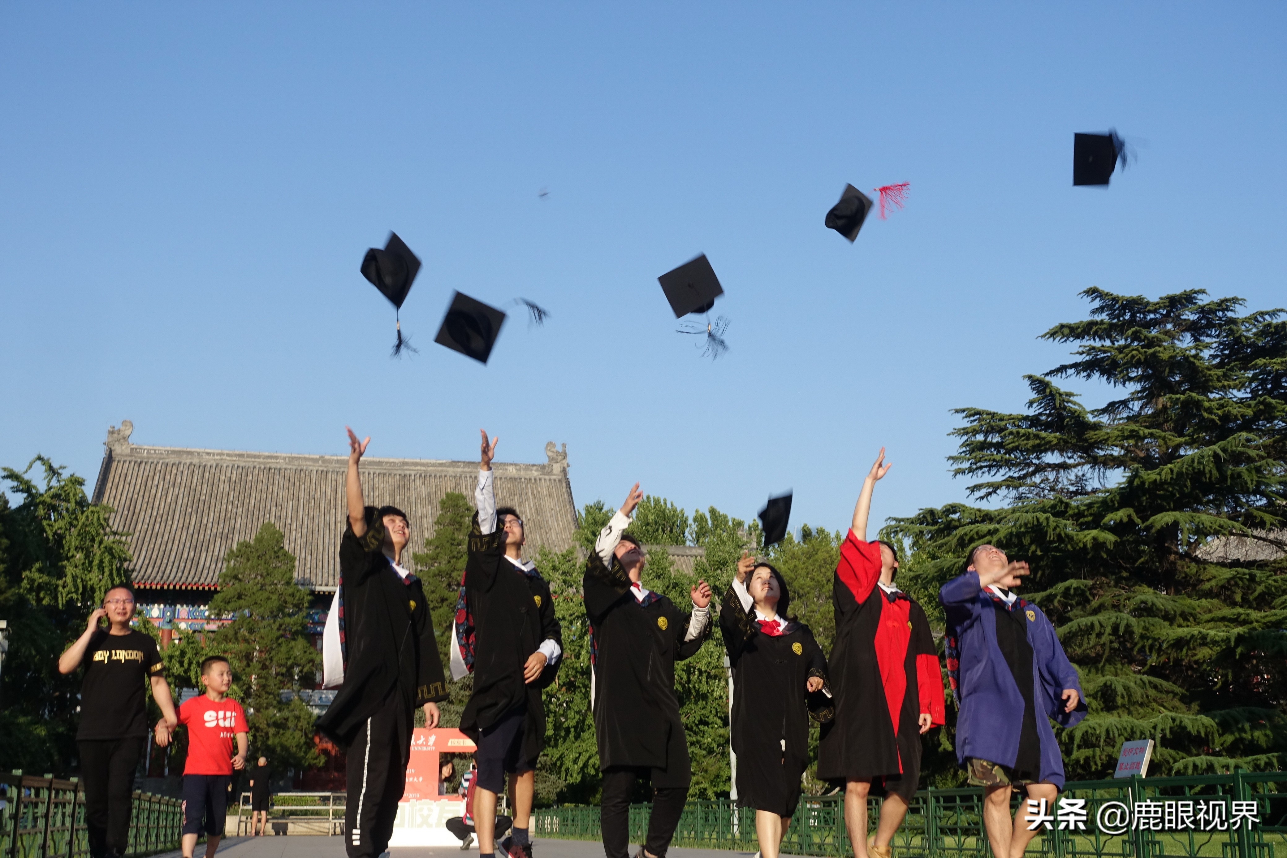 北大风光（二）北大的每一幢房屋都是标志性建筑