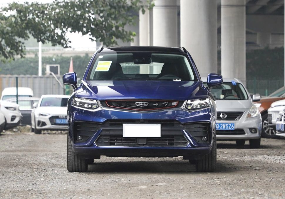 2.0T+8AT只要15万，配BOSE音响+自动空调，带你看吉利星越