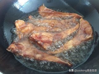 家常青鱼菜谱，糖醋熏鱼排做法，美味营养的鱼肉做法，春节试试吧