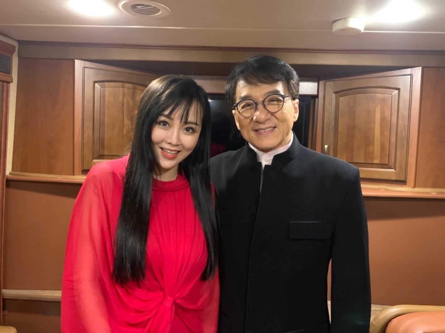 揭秘辛巴和初瑞雪豪横夫妻的“黑”历史