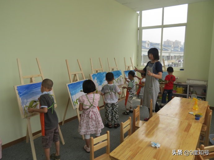 孩子学美术，离了老师就画不出画？该如何选择少儿美术培训机构？