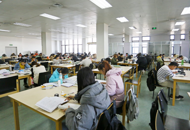 放假时间已确定！多所大学“寒假时间”出炉，假期的长短不同