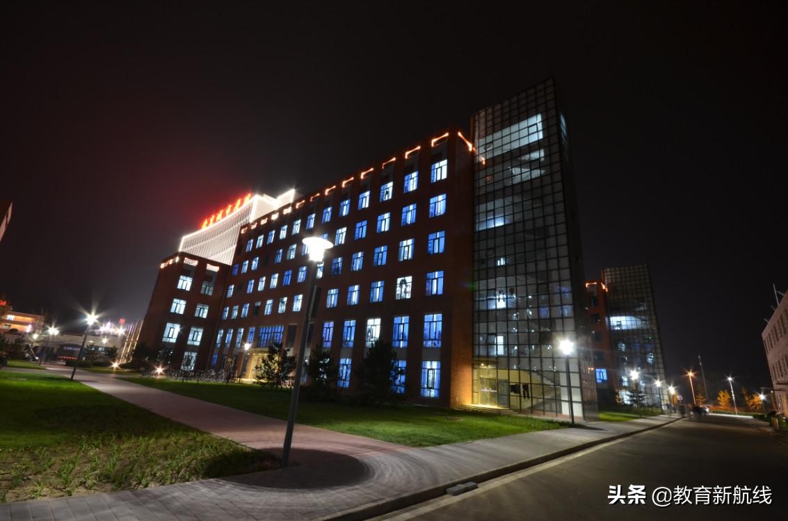 这所大学值得报考吗？师资力量强悍，本部在北京