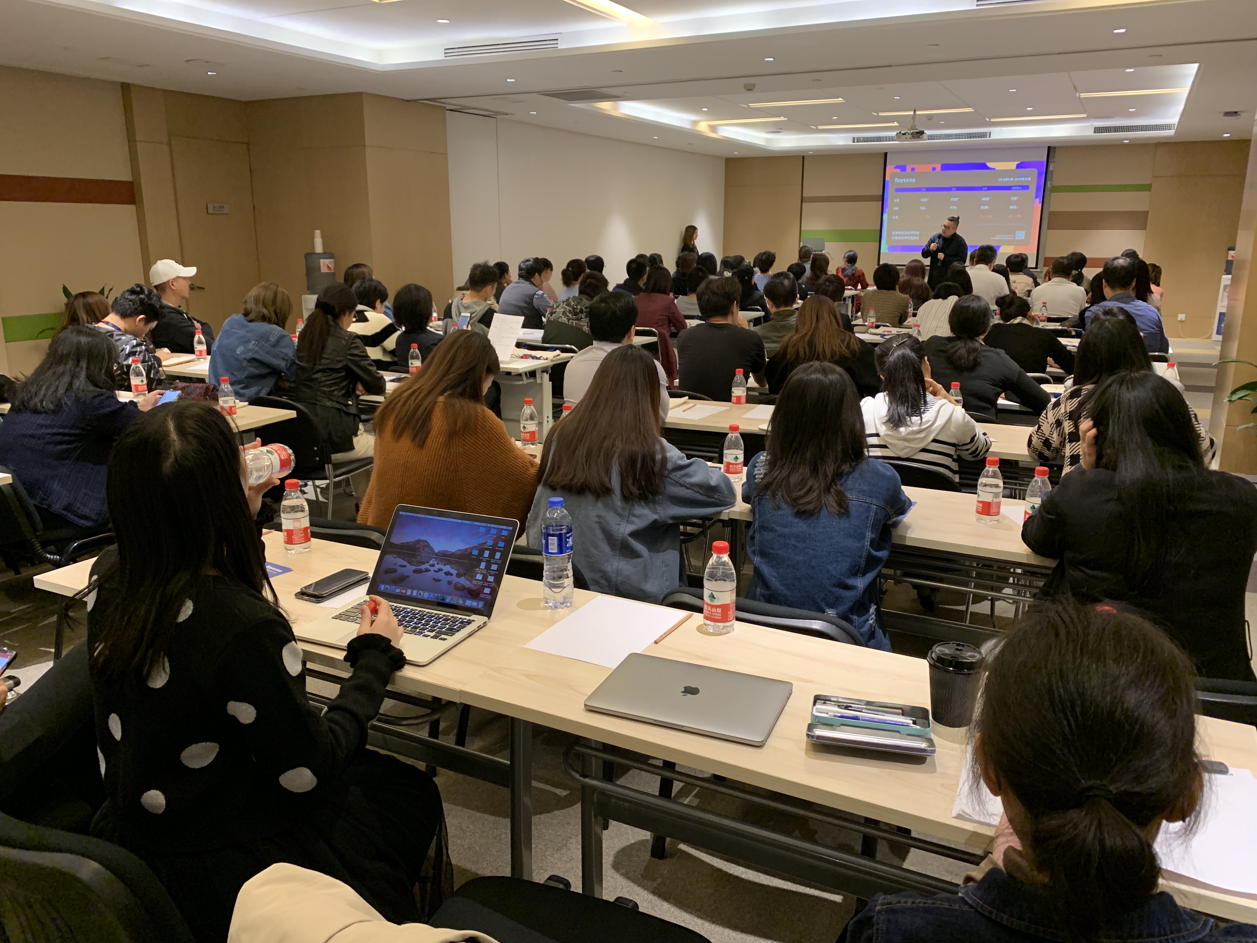 有没有你的城市！乐亦思留学高分培训班，11城全国公益演讲开启