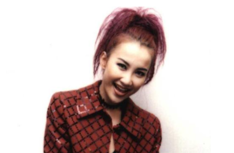 遗腹子被雪藏还一度失声，不认命成天后，36岁嫁豪门却生不出孩子