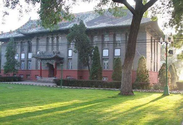 山西这两所大学历史悠久，但很低调，录取分数线不高，考上是幸运