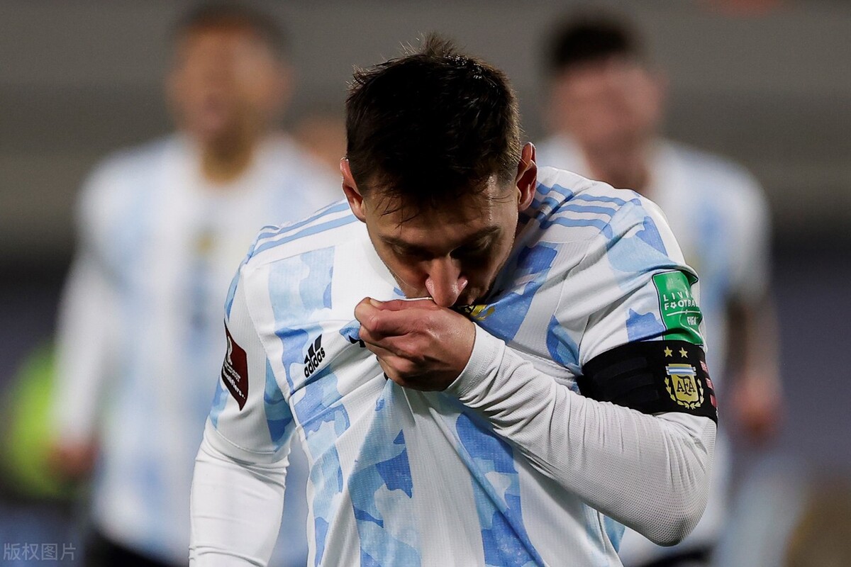 世界杯预选赛阿根廷直播(世预赛-梅西戴帽 国家队79球超贝利独享南美第一 阿根廷3-0玻利维亚)
