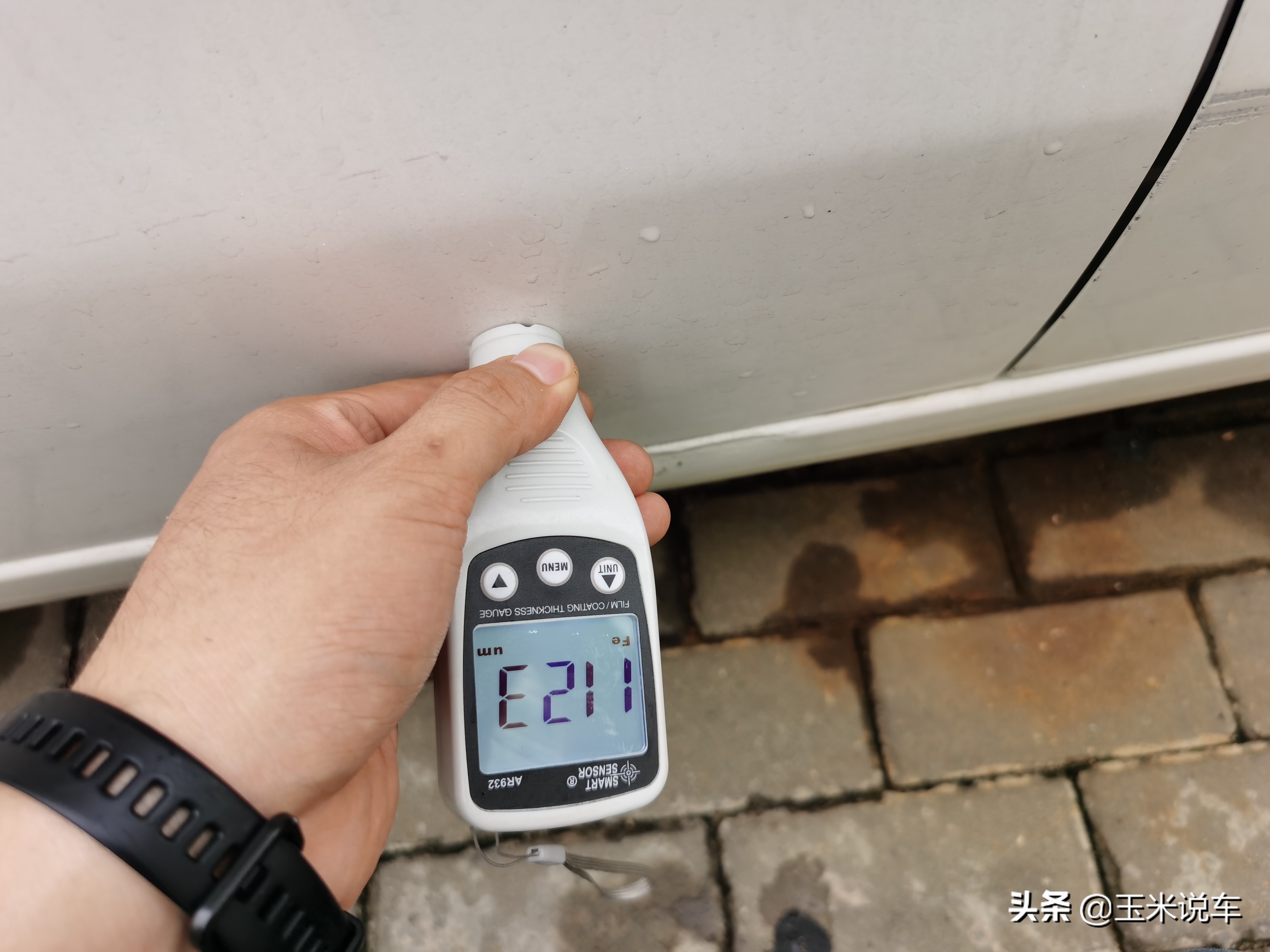 车龄小又便宜的合资车有没有？这款起亚二手车便宜皮实又省油