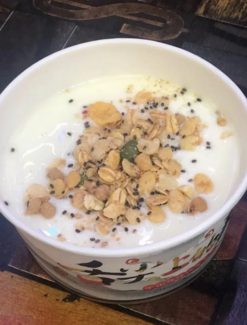 深圳美食 | 懒人宵夜zui爱！来碗灵魂花甲粉，鲜到家了
