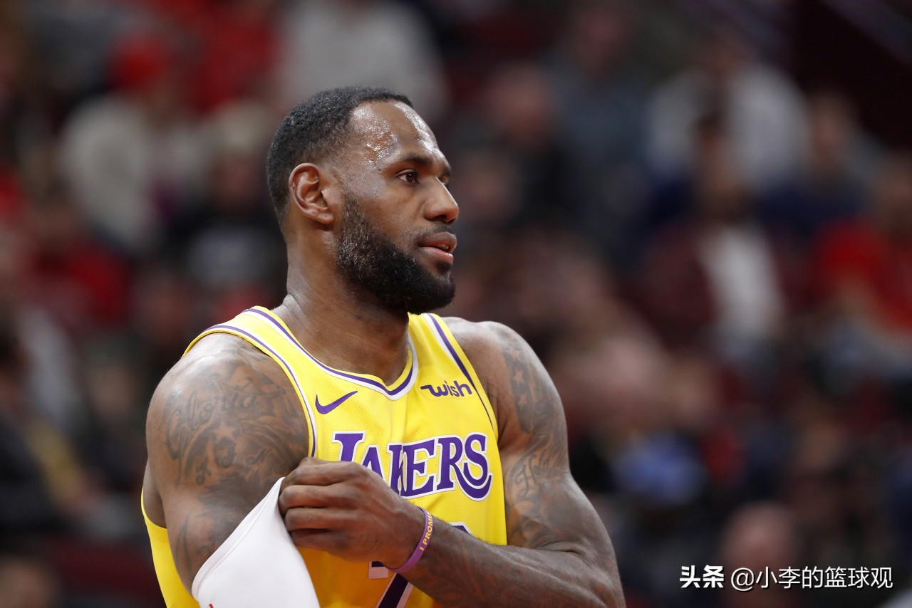 为什么说乔丹退役影响nba(乔丹为何成为篮球之神 其退役后对联盟还有影响 这些方面影响极大)