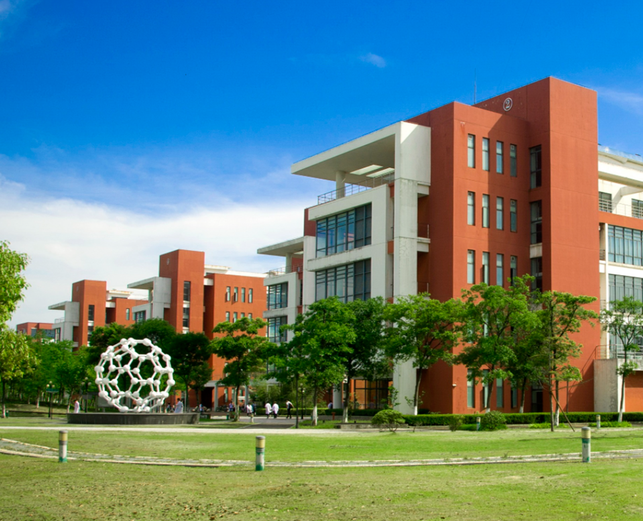 上海市大学排名公布，6~10名性价比很高，普通学生也能被录取