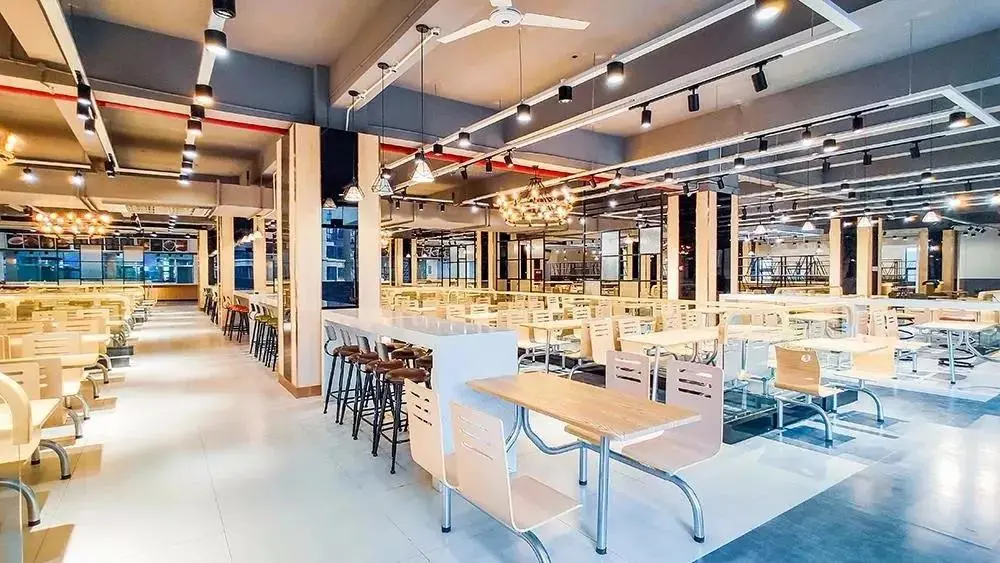 兜兜转转13所学校，停在了成川外！这群绵阳南山名师让家长安心了