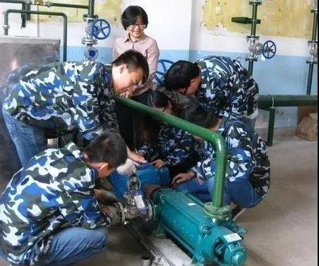 团结 勤奋 严谨 求实 创新 ‖ 西安电力高等专科学校