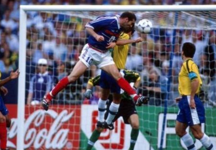 98年世界杯英格兰头球接力(世界杯经典画面（1986-1998）)