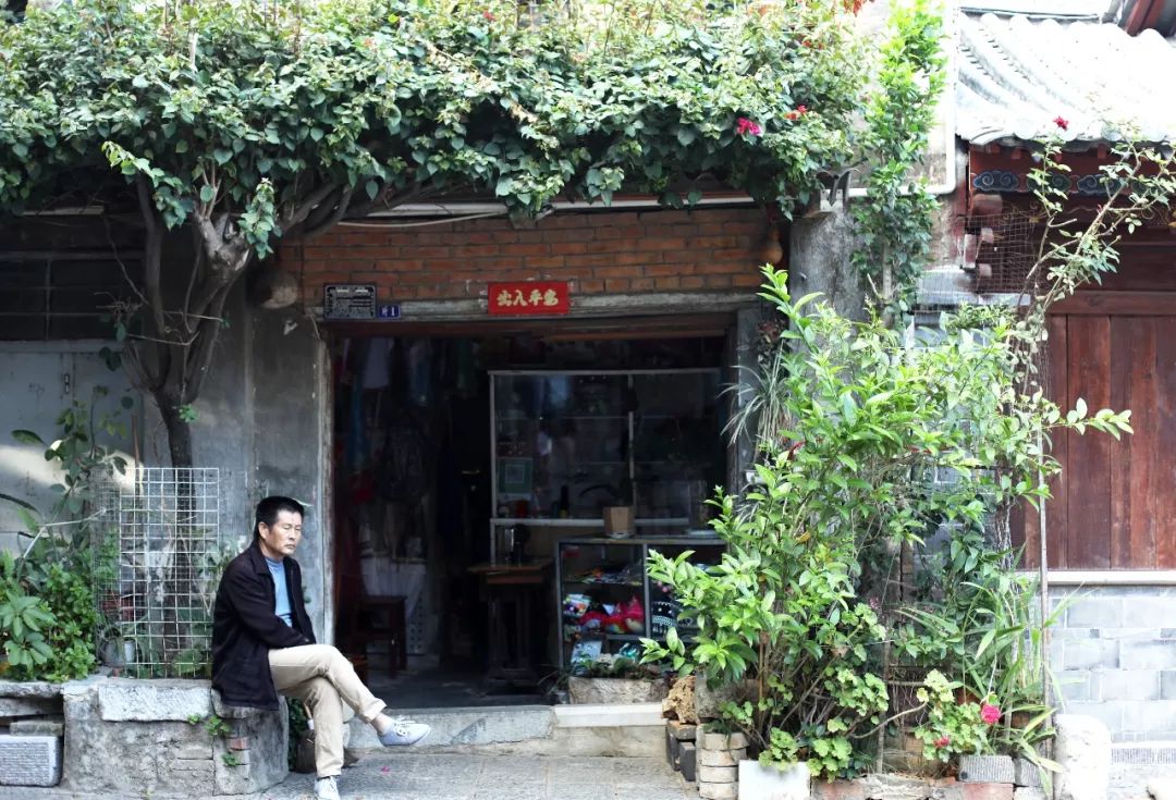 离昆明不到2小时，一个大多数人不知道的云南古镇，超适合自由行