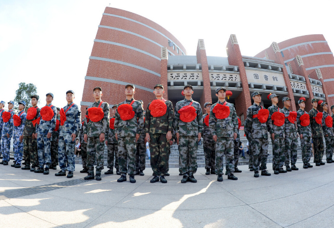 2021年征兵新变化，8种情况参军政审将不合格，大学生要了解