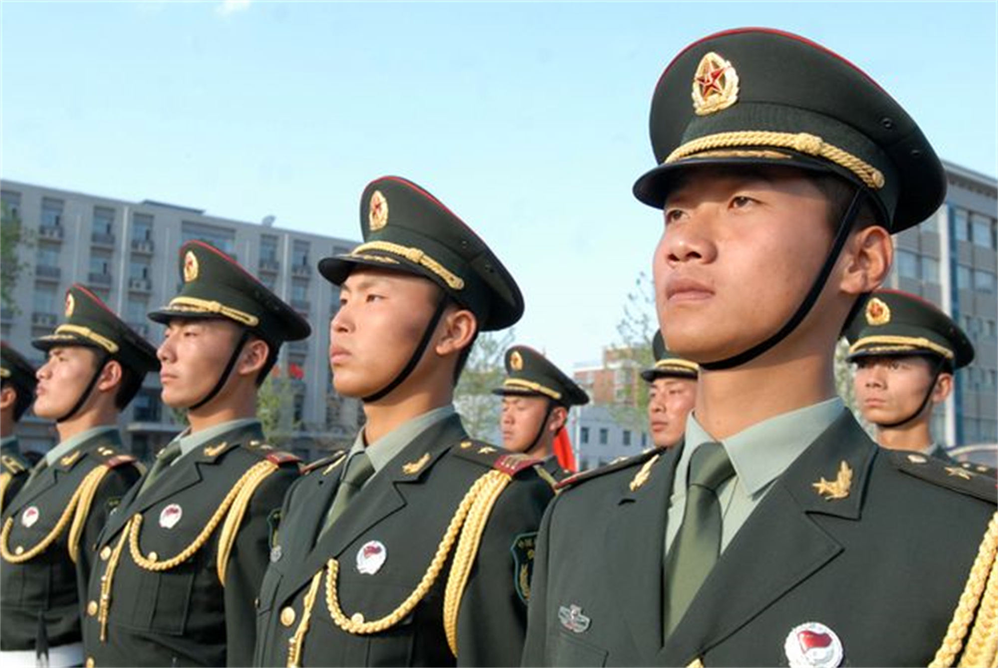 国防科大vs公安大学，“铁饭碗”界两所顶流相争，谁前途更为光明