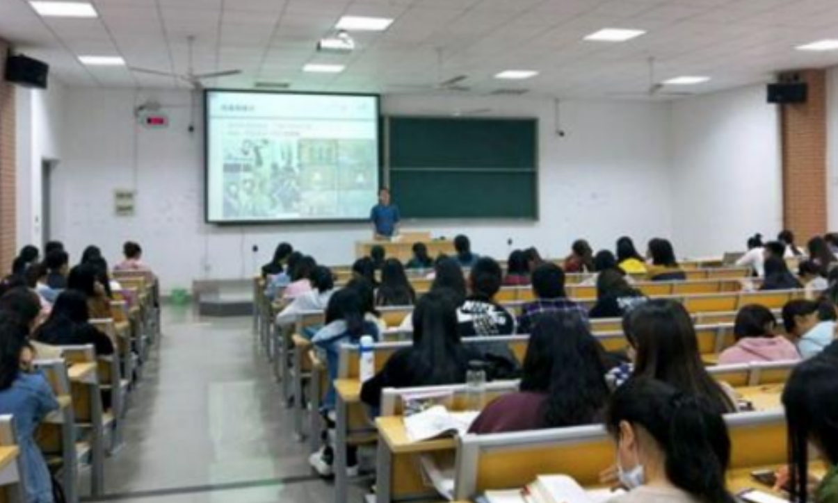 大学宿舍不是你的“私人寝宫”，4种行为要注意，不然容易遭人嫌