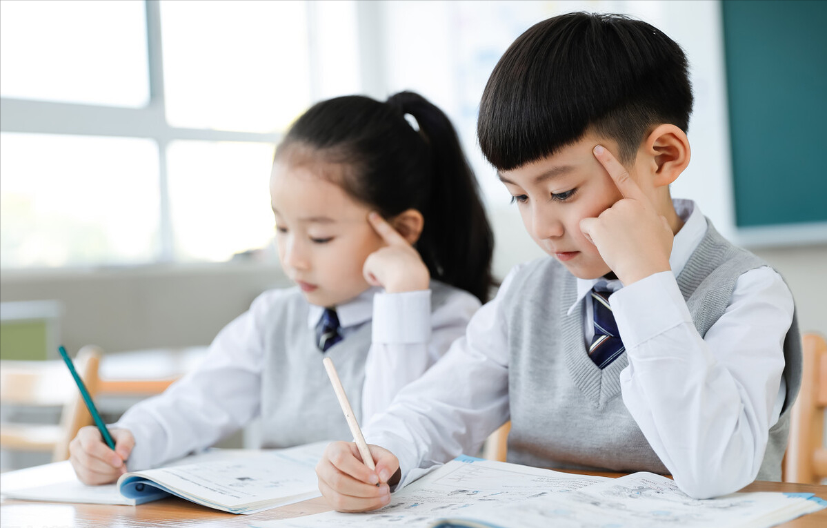“奶酪字体”和“衡水字体”，哪个更胜一筹，看完差距一目了然