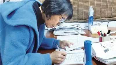 最后一课原型：一条破裤换来所学校，她让1800名女孩走出大山