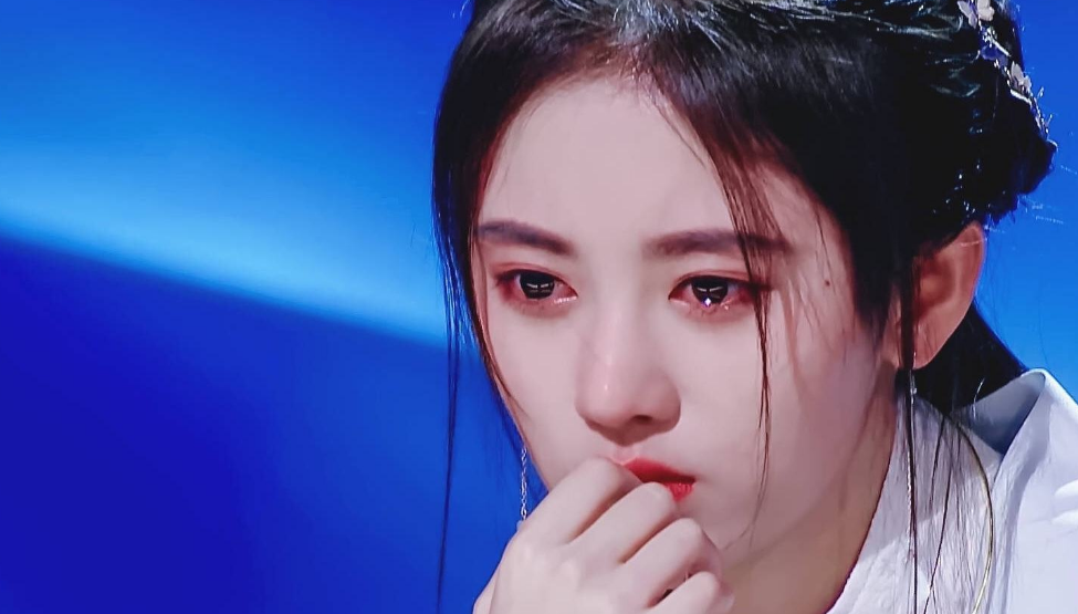 豌豆公主鞠婧祎，一场流行人设与偶像自我认知的冲突