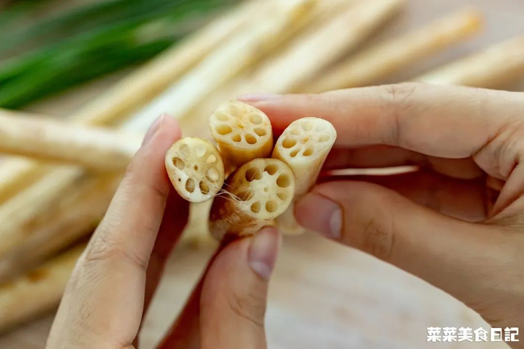 锅还烫手，这菜就被抢光了！3步搞定，别再出去排队吃