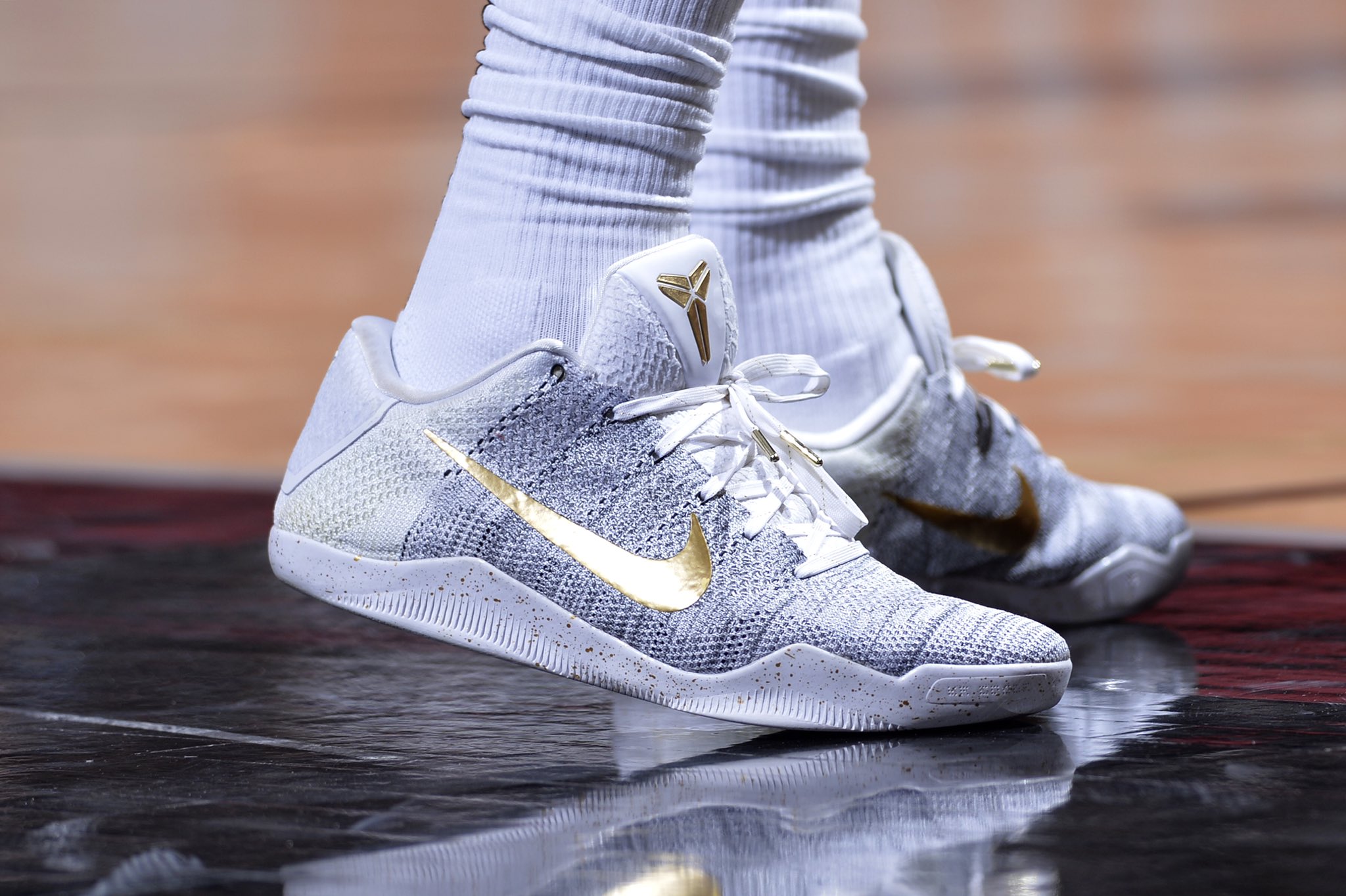 德克诺维茨基球鞋(nba今日球鞋精选:哈登穿纪念款ko湖人 诺维茨基复出