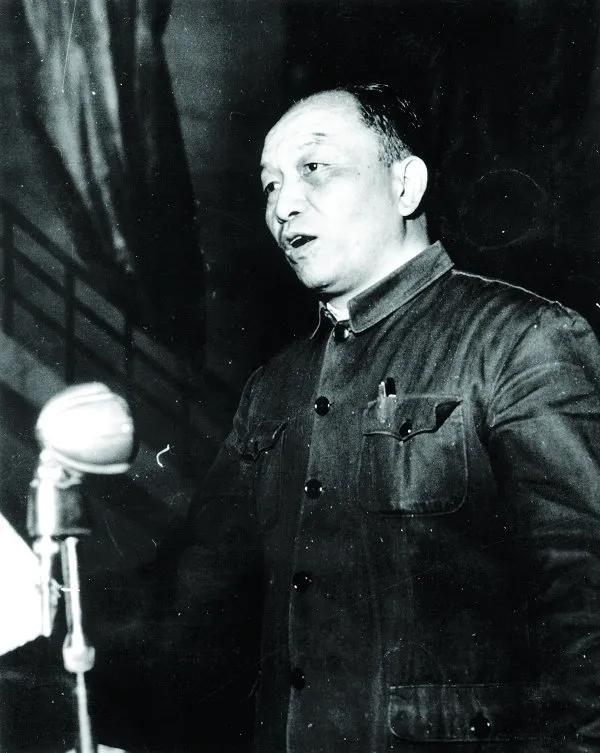 百年兰大，在漫天黄沙中艰难成长的名校，巅峰时期到底有多牛？