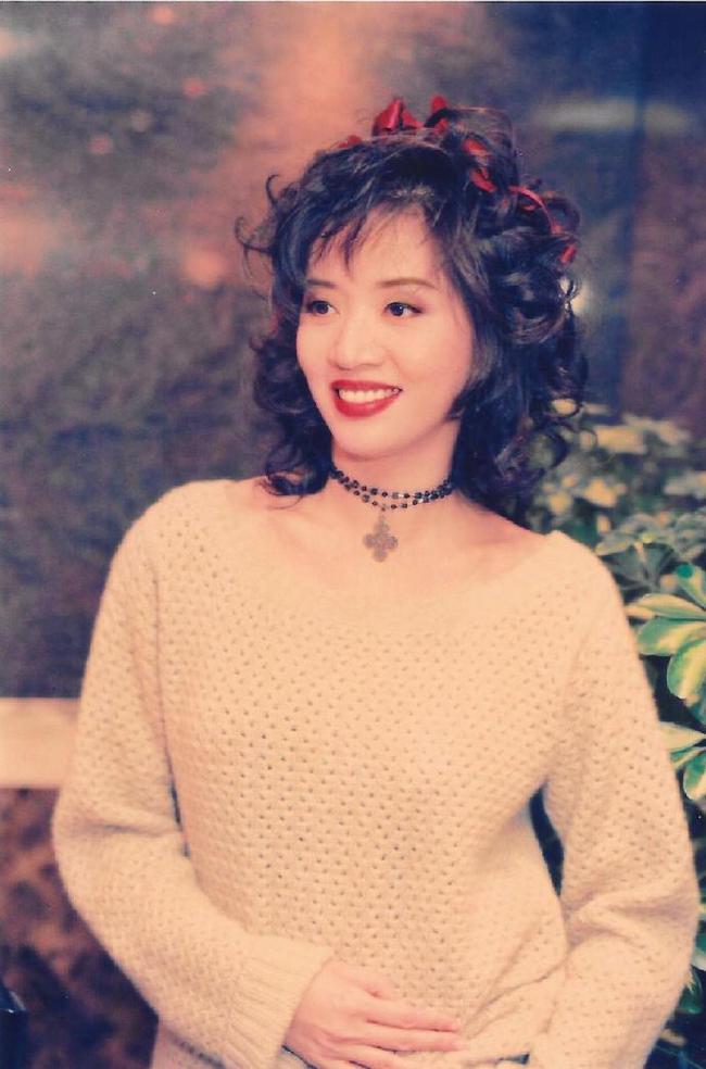 十位惊艳了时光的港片女神，有人早早退出娱乐圈，有人已离世多年