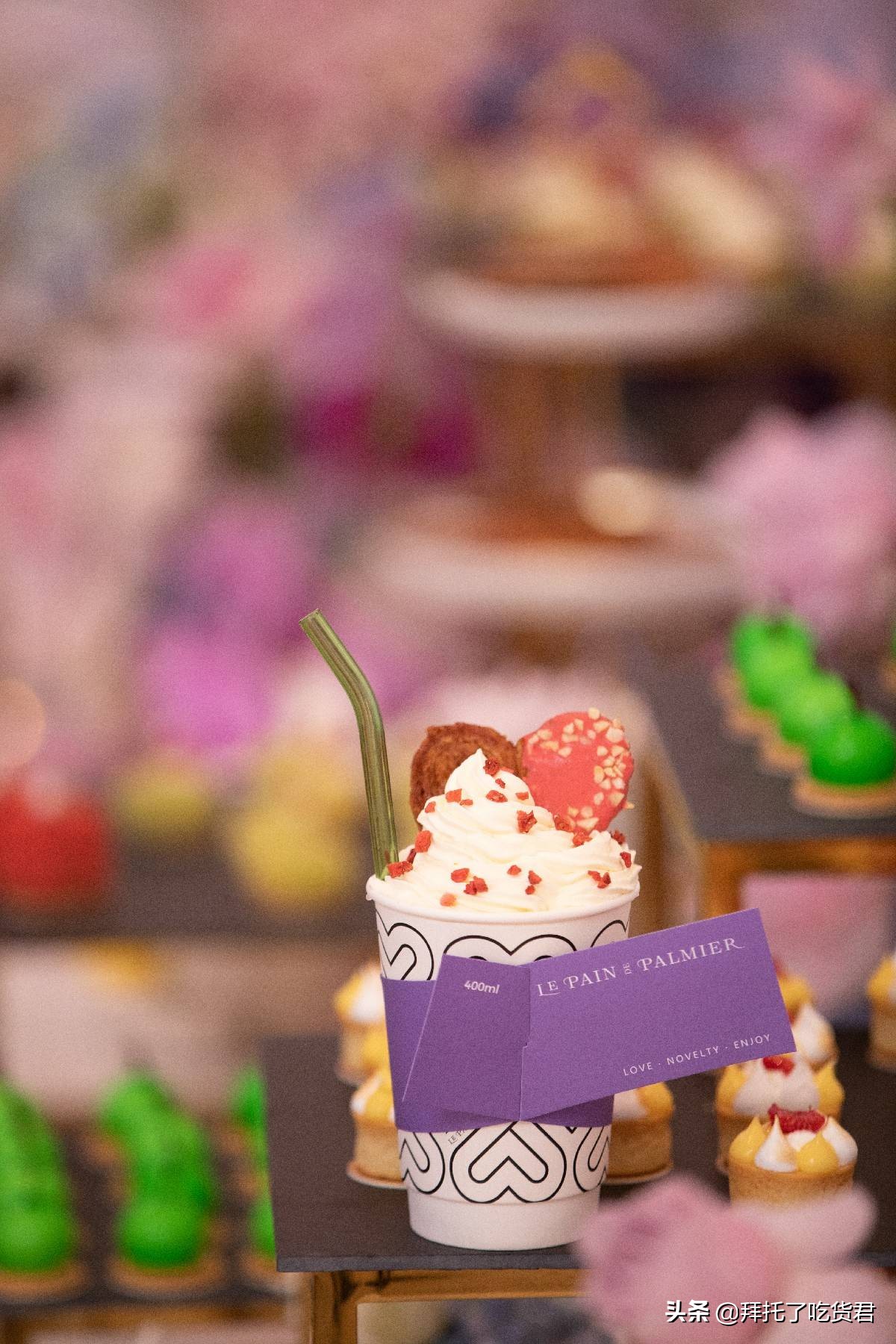 JR大神的姐妹品牌面包店开业，实现蝴蝶酥自由的一天终于来了
