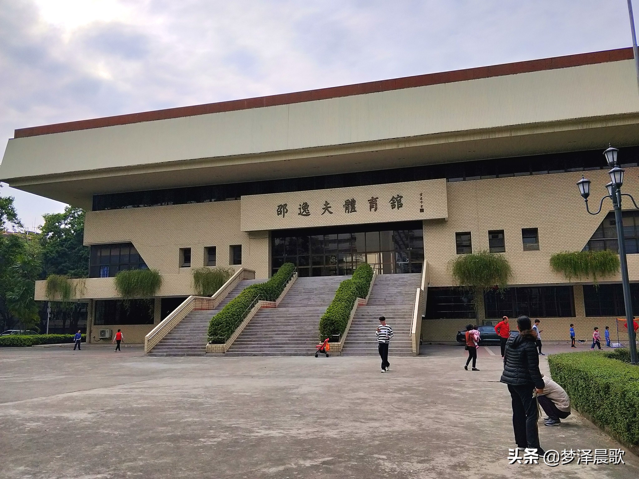 华侨最高学府 暨南大学