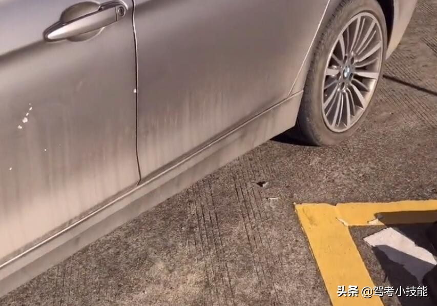 科目二直角转弯怎么看点打方向