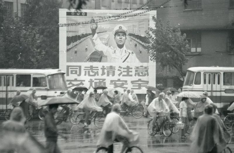 新文化运动什么时候结束(1919~2019新文化运动100年回顾：中国在质疑中完成五次惊天大逆袭)