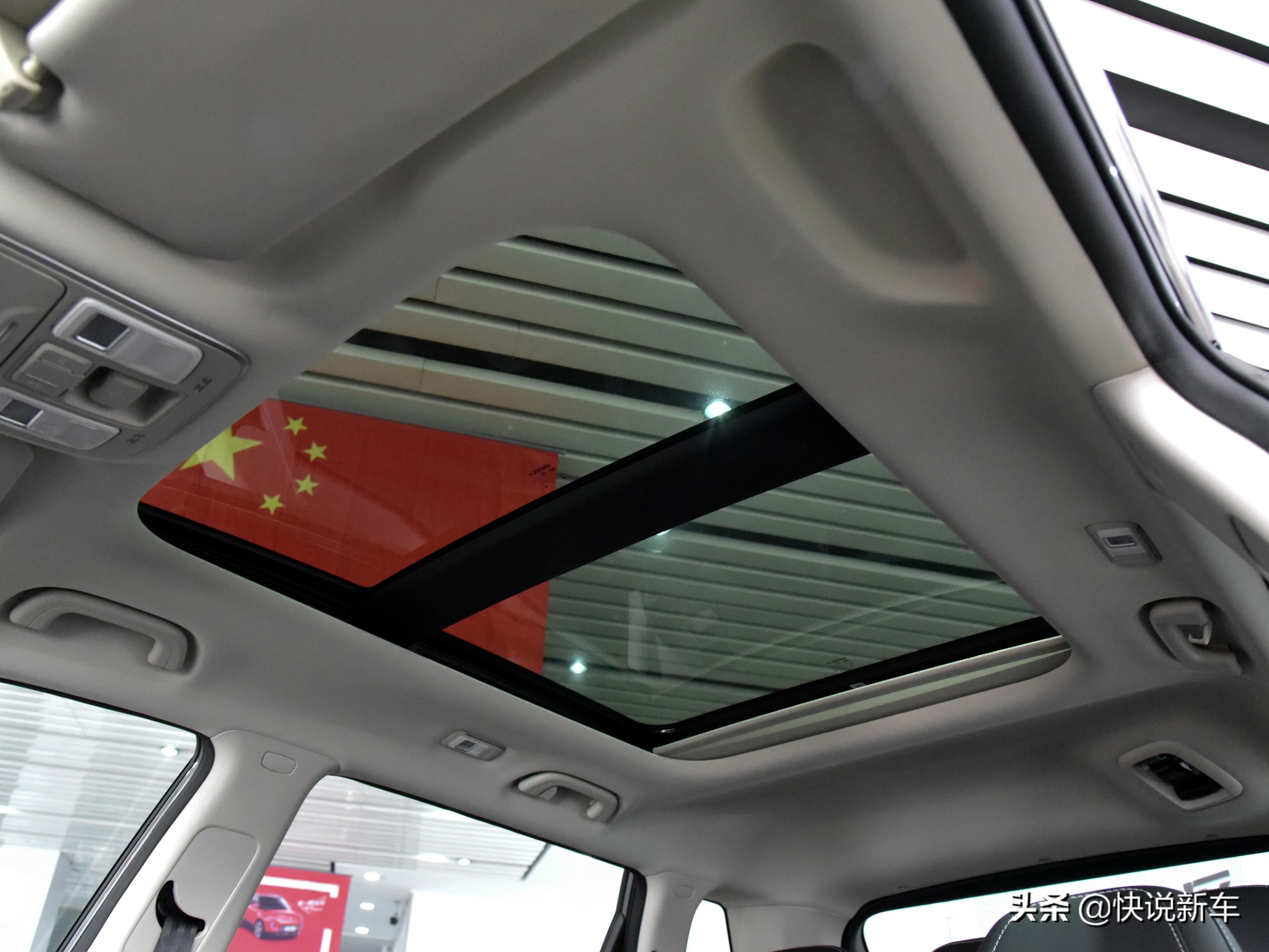 价格便宜一点，空间还大一点的自动挡SUV，带你看吉利博越