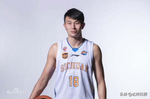 哪些nba篮球巨星来过达州(本·华莱士领衔的NBA巨星团队来达州了！28日晚，国际明星3V3篮球表演赛开打)