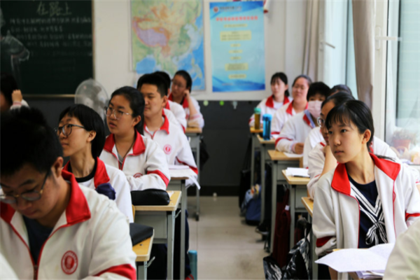 物化地和物化生哪个好(12种选科组合，学生的选科自主性增强）-第5张图片-专升本网