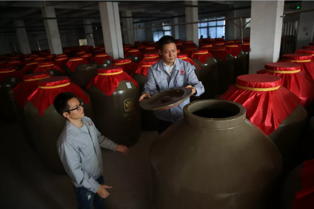 “酱浓夹击”下,四特酒增值48亿